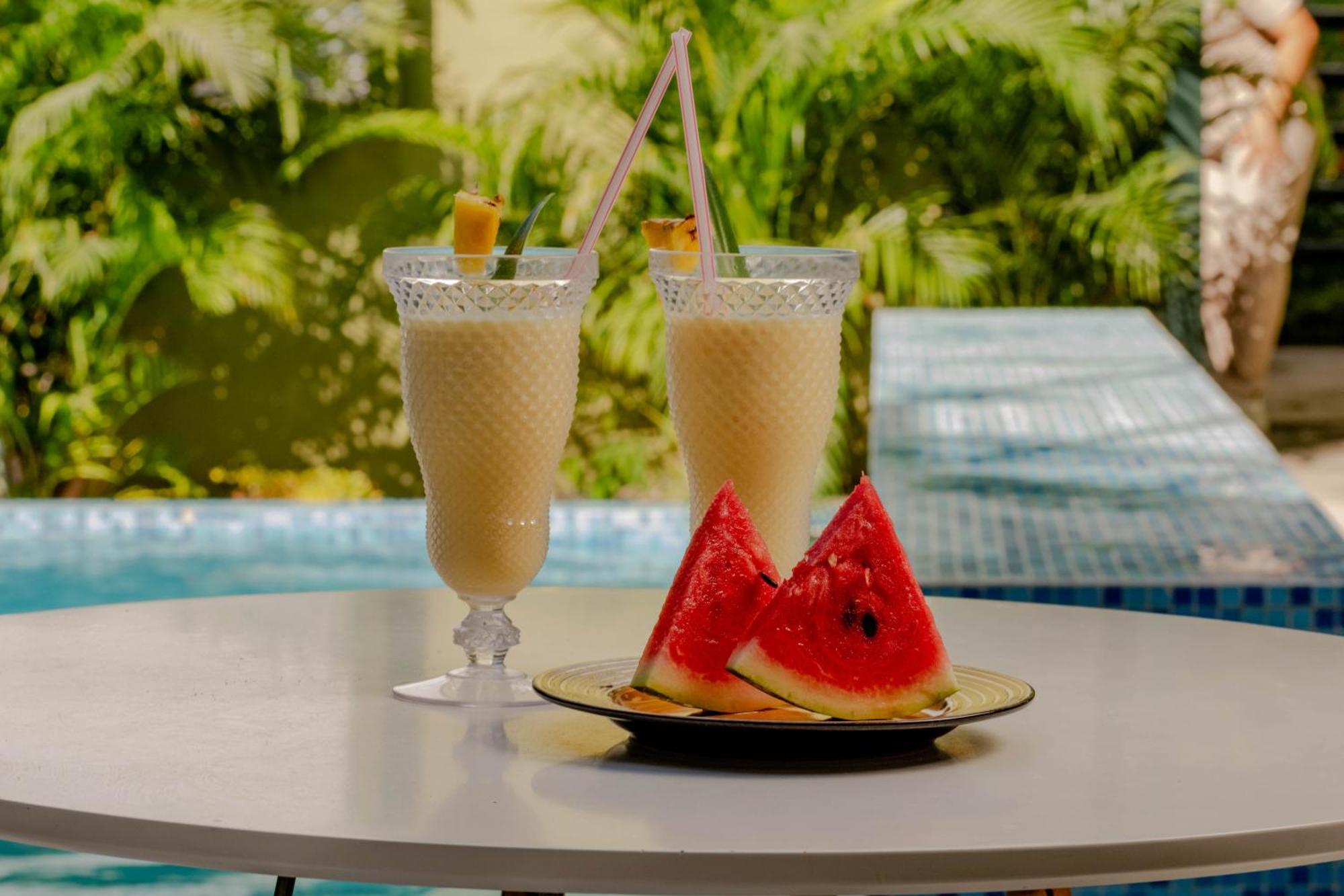 Oasis Tropical Hotel 3*