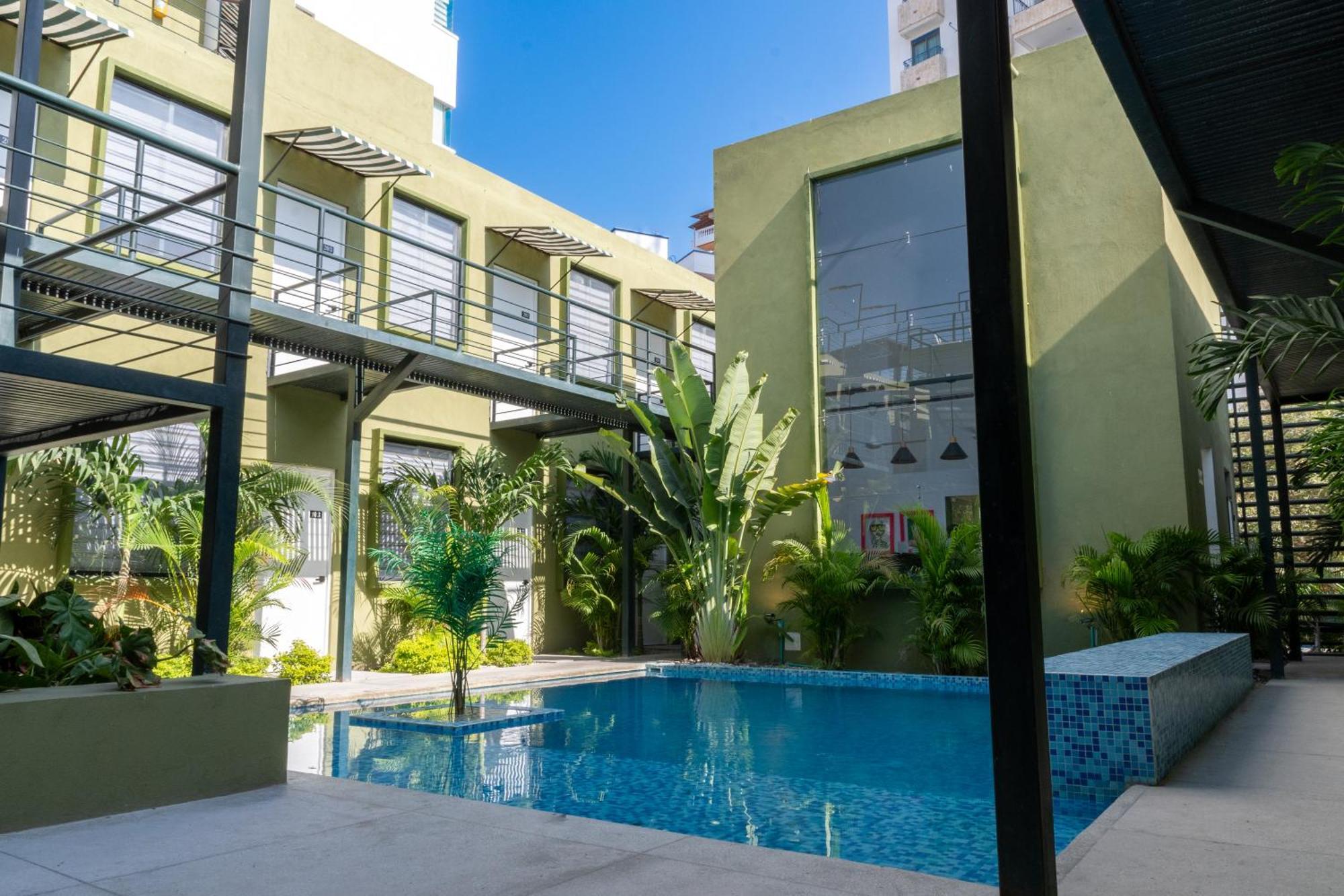 Hotel Oasis Tropical 3*