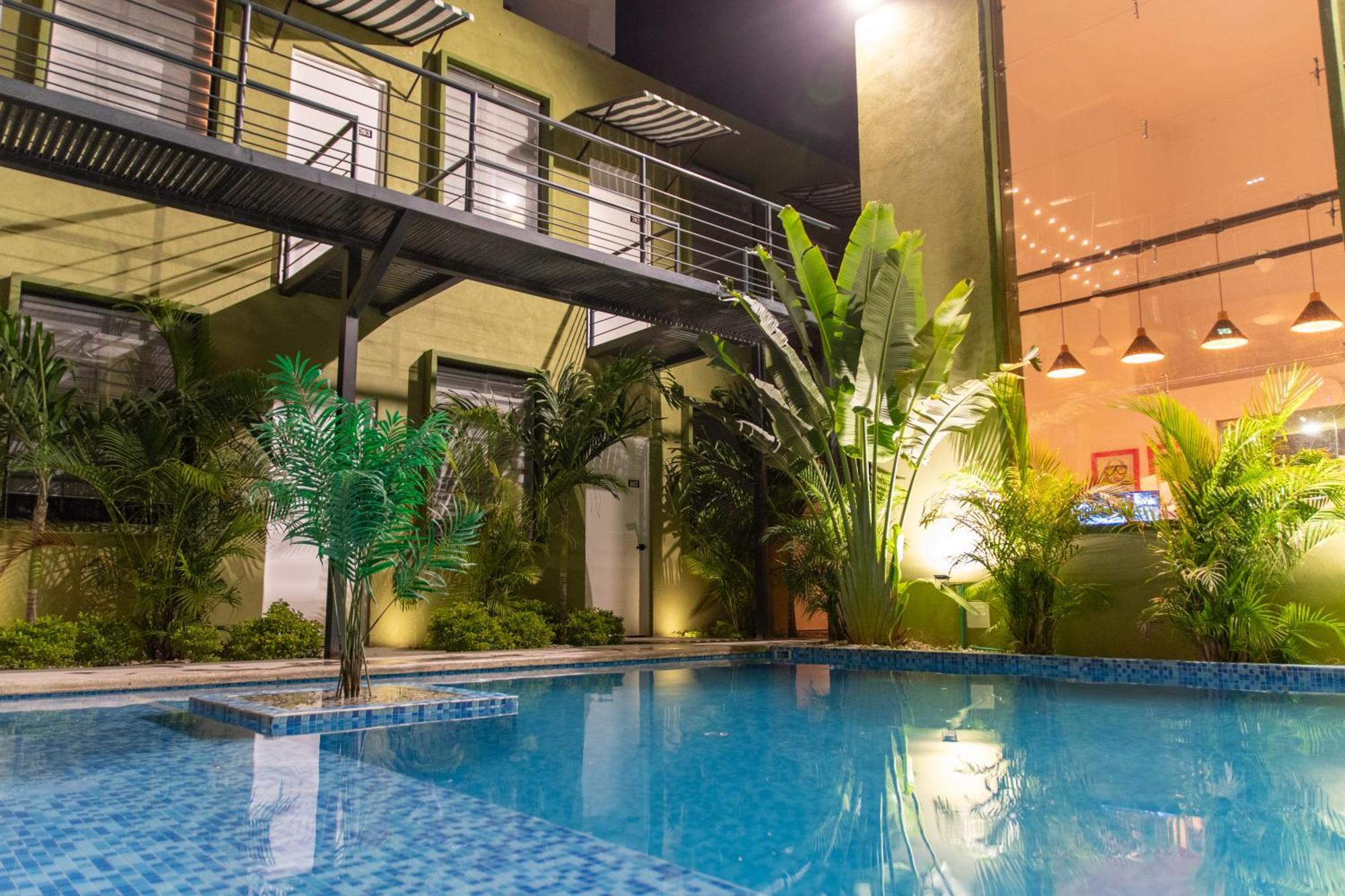 Oasis Tropical Hotel 3*